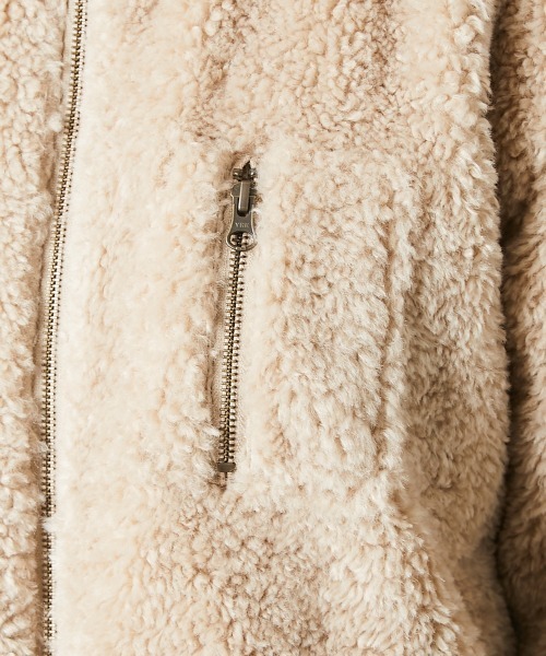 GEVS.(ジェイヴィス)の「<大きいサイズ> ボアパーカー付モッズコート GEVS.(モッズコート・レディース・ブラック/カーキ・4L/5L/3L/L/LL)」の5枚目の写真