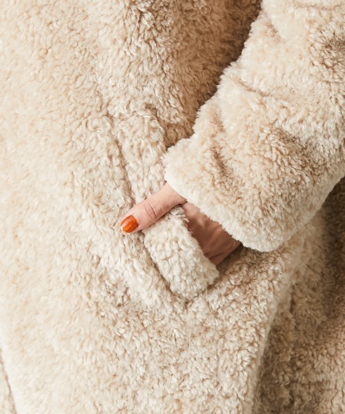 GEVS.(ジェイヴィス)の「<大きいサイズ> ボアパーカー付モッズコート GEVS.(モッズコート・レディース・ブラック/カーキ・4L/5L/3L/L/LL)」の6枚目の写真