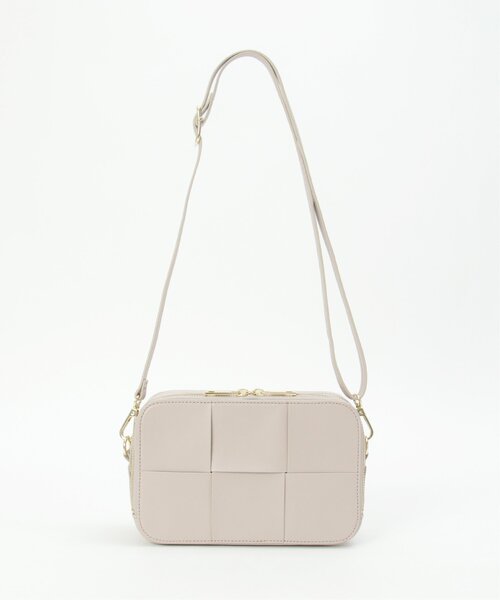 ikka（イッカ）の「編み込みスクエア2WAYショルダーバッグ（ショルダーバッグ・レディース・ブラック/ベージュ/ブルー系その他/オフホワイト/ベージュ系その他/ピンク・FREE）」の21枚目の写真