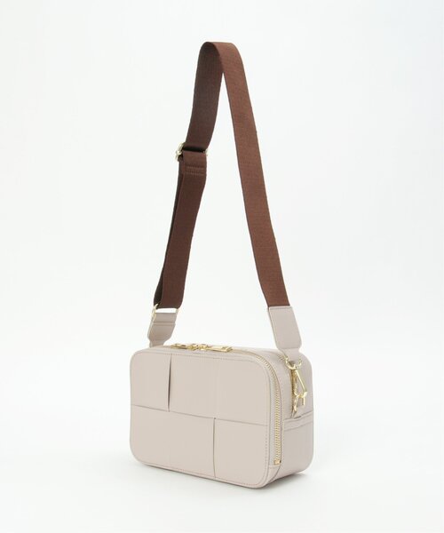 ikka（イッカ）の「編み込みスクエア2WAYショルダーバッグ（ショルダーバッグ・レディース・ブラック/ベージュ/ブルー系その他/オフホワイト/ベージュ系その他/ピンク・FREE）」の22枚目の写真