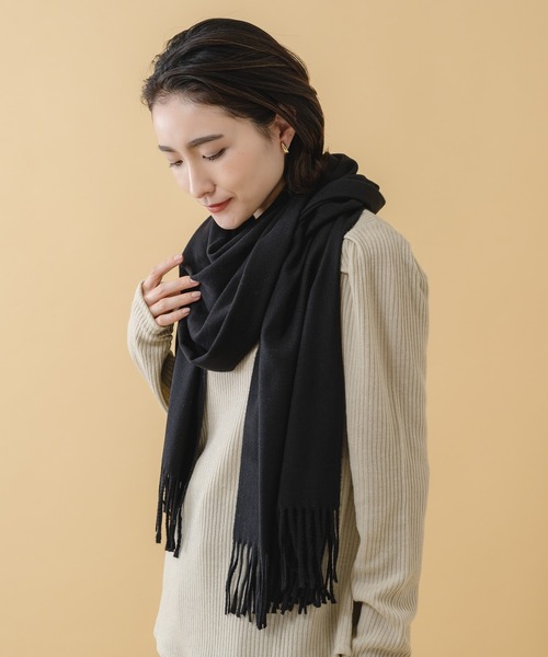 KATHARINE ROSS（キャサリンロス）の「【KATHARINE ROSS】【WEB限定】なめらかカシミヤタッチ大判ストール（ストール/ショール・レディース・ブルー/アイボリー/パープル/ブラウン/ブラック/グリーン/グレイッシュベージュ/ピンク・MEDIUM）」の17枚目の写真