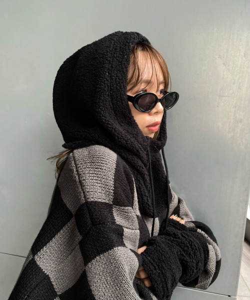 WHO'S WHO gallery（フーズフーギャラリー）の「ボアバラクラバ（ニットキャップ/ビーニー・レディース・ブラック/グレー/アイボリー・FREE）」の6枚目の写真