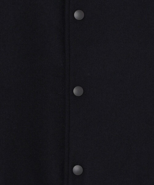 SHIPS(シップス)の「SHIPS: スーパー160'S メリノウール メルトン バーシティジャケット(スタジャン・メンズ・ブラック/ネイビー・SMALL/MEDIUM/LARGE/X-LARGE)」の16枚目の写真