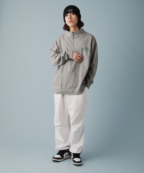 Revo.（レボ）の「米綿×リサイクルコットン スタンドカラーハーフジップ プリントスウェット（Tシャツ/カットソー・メンズ・グレー/ブラック/ホワイト/グリーン/パープル・M/L）」の21枚目の写真