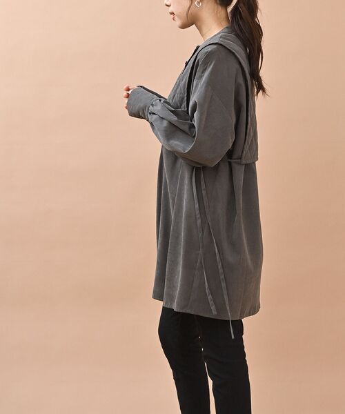 rps（アールピーエス）の「キルティングベストレイヤードＢＬＴＵ（チュニック・レディース・チャコールグレー/オフホワイト/グレイッシュベージュ・フリー）」の15枚目の写真