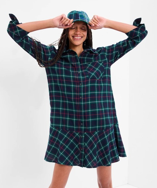 GAP(ギャップ)の「プレイド ラッフルフリルヘム シャツワンピース(ワンピース・レディース・ネイビー/レッド・XS/S/M/L/XXS)」の2枚目の写真