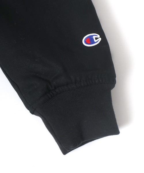 Champion（チャンピオン）の「Champion/チャンピオン HOODED ZIP JACKET/ビッグシルエット ダック 裏ボアフリース フルジップパーカー（ブルゾン・メンズ・キャメル/ブラック/グレー・M/L/XL）」の11枚目の写真