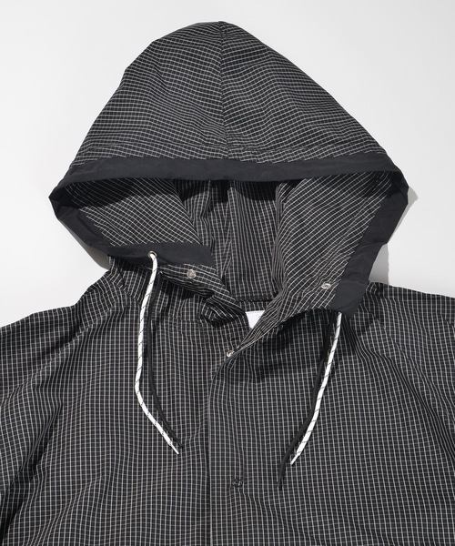 SUPERTHANKS(スーパーサンクス)の「チェックモッズコート(ユニセックス)BICCOLOR FOOD MODS COAT(モッズコート・メンズ・ブラック×ホワイト/ホワイト×ブラック・S/L/M)」の5枚目の写真