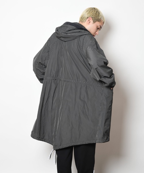 SUPERTHANKS(スーパーサンクス)の「チェックモッズコート(ユニセックス)BICCOLOR FOOD MODS COAT(モッズコート・メンズ・ブラック×ホワイト/ホワイト×ブラック・S/L/M)」の17枚目の写真