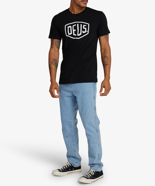DEUS EX MACHINA(デウスエクスマキナ)の「SHIELD TEE(Tシャツ/カットソー・メンズ・ホワイト/ブラック/ネイビー・X-SMALL/MEDIUM/SMALL/LARGE/X-LARGE)」の8枚目の写真