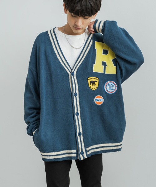 Rocky Monroe（ロッキーモンロー）の「オーバーサイズ ヴィンテージカレッジロゴ風 ワッペン刺繍ニットカーディガン（カーディガン/ボレロ・メンズ・グレー/イエロー/グリーン/ネイビー・M/L）」の3枚目の写真
