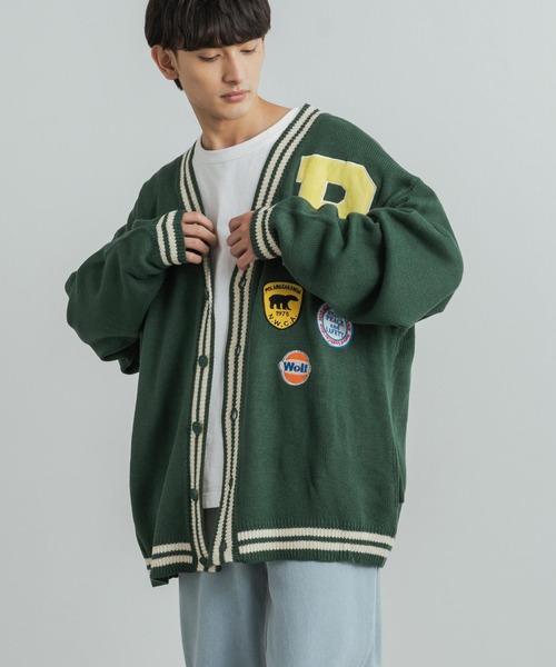 Rocky Monroe（ロッキーモンロー）の「オーバーサイズ ヴィンテージカレッジロゴ風 ワッペン刺繍ニットカーディガン（カーディガン/ボレロ・メンズ・グレー/イエロー/グリーン/ネイビー・M/L）」の9枚目の写真