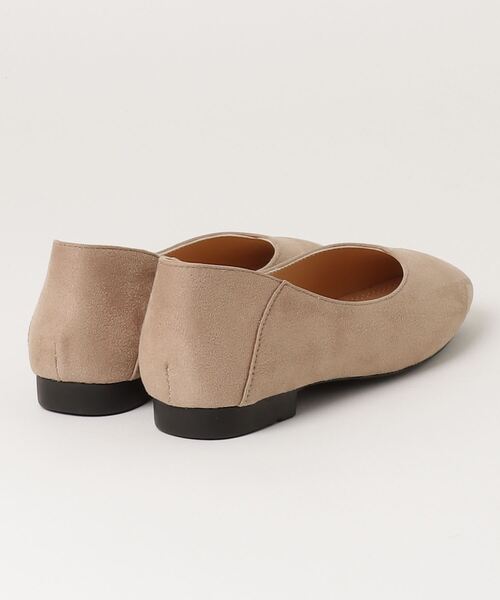LibertyDoll(リバティードール)の「Liberty doll / 2WAY 踵が踏める スクエアトゥ Vカット フラットバブーシュパンプス (1168)(パンプス・レディース・ブラック/アイボリー/グレイッシュベージュ/ブラック系その他2/ブラック系その他/グレー/シルバー/ダークブラウン系/キャメル/ベージュ系その他/ホワイト/ダークブラウン/パイソン/モカ/ベージュ/ブラウン系その他・M/L/SS/S/LL/3L)」の17枚目の写真