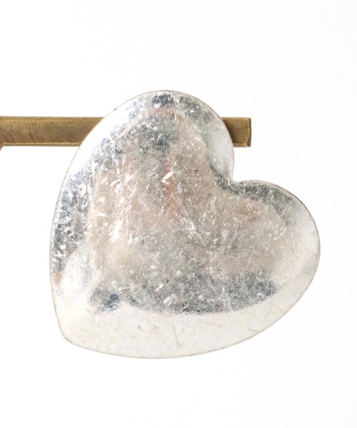 Cepica（セピカ）の「【LIMITED NUMBER / リミテッドナンバー】フラットハートピアス（ピアス（両耳用）・レディース・シルバー/ゴールド・FREE）」の8枚目の写真