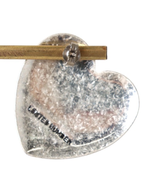 Cepica（セピカ）の「【LIMITED NUMBER / リミテッドナンバー】フラットハートピアス（ピアス（両耳用）・レディース・シルバー/ゴールド・FREE）」の10枚目の写真