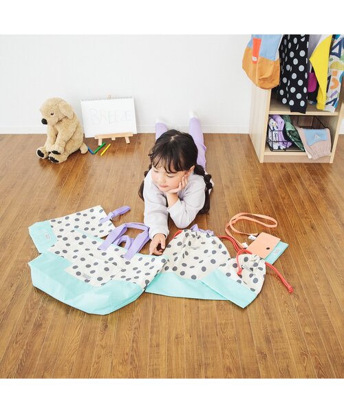 BREEZE(ブリーズ)の「移動ポケット(ボディバッグ/ウエストポーチ・キッズ・サーモンピンク/キャメル/カーキ/ブラック・FREE)」の9枚目の写真