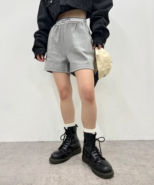 WHO'S WHO gallery（フーズフーギャラリー）の「【SLOPPY/スロッピー】ラインリブショートパンツ（その他パンツ・レディース・サックスブルー/トップグレー/レッド/ブラック/ライトグレー/アイボリー・FREE）」の18枚目の写真