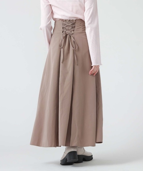 archives（アルシーヴ）の「バックレースアップスカート（スカート・レディース・モカ/グリーン/アイボリー/ブラック・MEDIUM）」の3枚目の写真