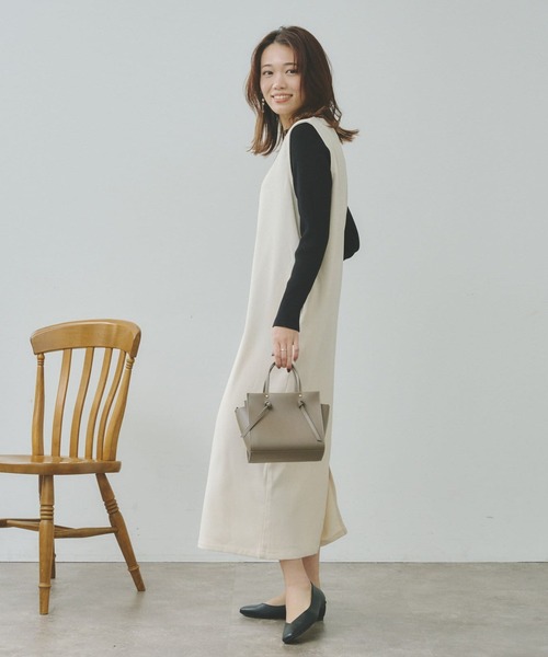 Chez toi（シェトワ）の「長袖シャリニットプルオーバー×Vネックワンピース（ワンピース・レディース・ブラック/ベージュ/インディゴブルー/アイボリー・FREE）」の9枚目の写真