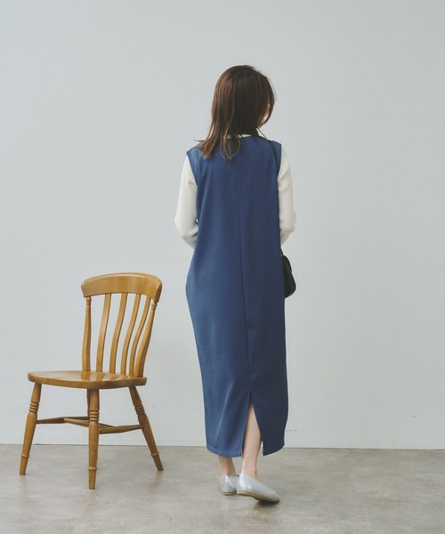 Chez toi（シェトワ）の「長袖シャリニットプルオーバー×Vネックワンピース（ワンピース・レディース・ブラック/ベージュ/インディゴブルー/アイボリー・FREE）」の10枚目の写真