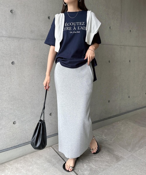 andme（アンドミー）の「フレンチロゴプリント半袖Tシャツ（Tシャツ/カットソー・レディース・ホワイト×ブラウン/ホワイト×ブルー/チャコールグレー/ホワイト×グレー/ベージュ/ネイビー・M/S）」の15枚目の写真