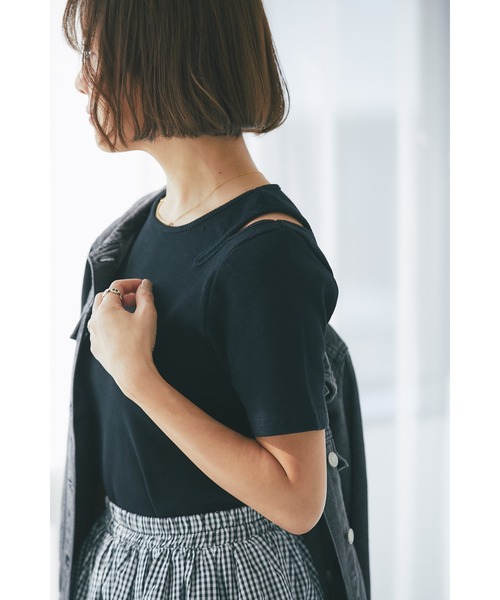 &. NOSTALGIA(アンドドットノスタルジア)の「カットワークリブTシャツ(Tシャツ/カットソー・レディース・オフホワイト/ライム/ブラック・FREE)」の3枚目の写真
