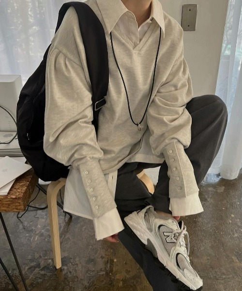 willfully shirt detail long cuffsカットソー WILLFULLY（ウィルフリー）の「shirt detail long cuffs cut and sew v