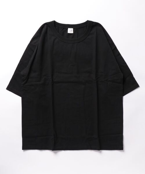 FRUIT OF THE LOOM（フルーツオブザルーム）の「【FRUIT OF THE LOOM】ヘビーオンスコットン100％ ビッグシルエットTシャツ（Tシャツ/カットソー・メンズ・チャコールグレー/ベージュ/ホワイト/ブラウン/ブラック/グレー・LARGE/MEDIUM）」の3枚目の写真