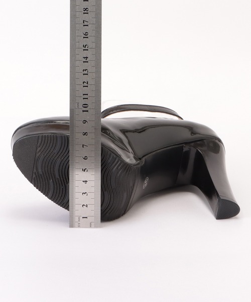 Lace Ladies(レースレディース)の「エナメル調ストラップハイヒールパンプス(パンプス・レディース・ブラック/ホワイト・23.5/23/ 25/24/22.5/24.5)」の22枚目の写真