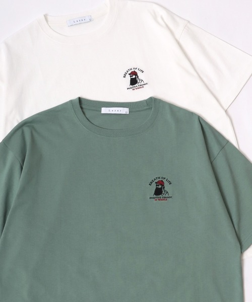 Lazar（ラザル）の「Lazar 別注 Cute Couple Tee/オーバーサイズ キュートカップル ワンポイント刺繍 半袖Tシャツ/レディース メンズ（Tシャツ/カットソー・メンズ・グリーン系その他/ブルー系その他/ネイビー/ホワイト/グリーン/ホワイト系その他/ホワイト系その他3/ブラック/ホワイト系その他5/ホワイト系その他6/ホワイト系その他7/ブラック系その他2/ブラック系その他/ホワイト系その他2/ホワイト系その他4/ブラック系その他3/ブラック系/ブラック系1/グリーン系/ホワイト系/ホワイト系1/ネイビー系・M/L/LL）」の18枚目の写真