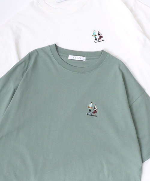 Lazar（ラザル）の「Lazar 別注 Cute Couple Tee/オーバーサイズ キュートカップル ワンポイント刺繍 半袖Tシャツ/レディース メンズ（Tシャツ/カットソー・メンズ・グリーン系その他/ブルー系その他/ネイビー/ホワイト/グリーン/ホワイト系その他/ホワイト系その他3/ブラック/ホワイト系その他5/ホワイト系その他6/ホワイト系その他7/ブラック系その他2/ブラック系その他/ホワイト系その他2/ホワイト系その他4/ブラック系その他3/ブラック系/ブラック系1/グリーン系/ホワイト系/ホワイト系1/ネイビー系・M/L/LL）」の17枚目の写真