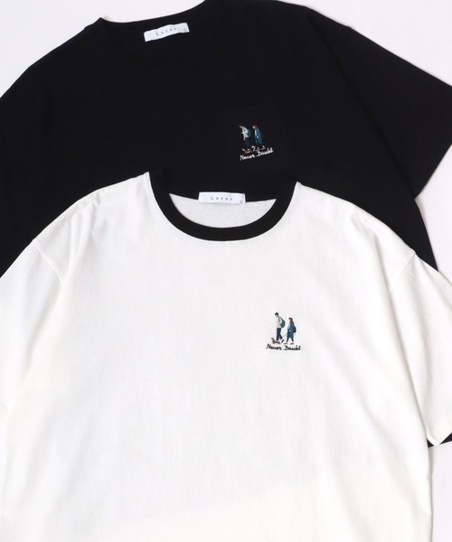 Lazar（ラザル）の「Lazar 別注 Cute Couple Tee/オーバーサイズ キュートカップル ワンポイント刺繍 半袖Tシャツ/レディース メンズ（Tシャツ/カットソー・メンズ・グリーン系その他/ブルー系その他/ネイビー/ホワイト/グリーン/ホワイト系その他/ホワイト系その他3/ブラック/ホワイト系その他5/ホワイト系その他6/ホワイト系その他7/ブラック系その他2/ブラック系その他/ホワイト系その他2/ホワイト系その他4/ブラック系その他3/ブラック系/ブラック系1/グリーン系/ホワイト系/ホワイト系1/ネイビー系・M/L/LL）」の5枚目の写真