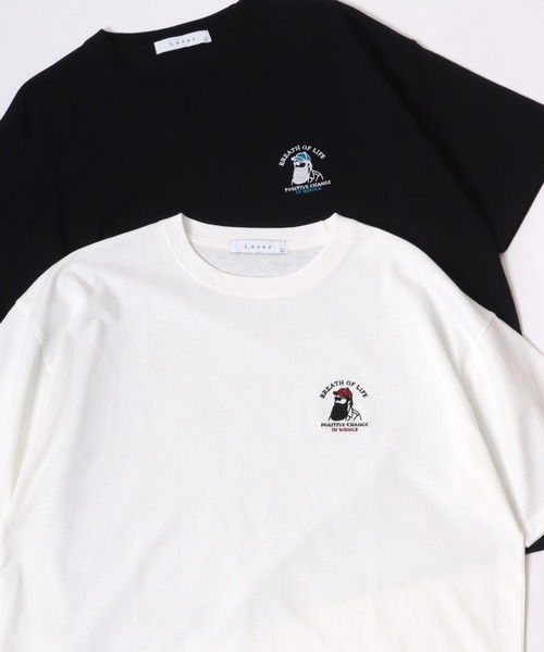 Lazar（ラザル）の「Lazar 別注 Cute Couple Tee/オーバーサイズ キュートカップル ワンポイント刺繍 半袖Tシャツ/レディース メンズ（Tシャツ/カットソー・メンズ・グリーン系その他/ブルー系その他/ネイビー/ホワイト/グリーン/ホワイト系その他/ホワイト系その他3/ブラック/ホワイト系その他5/ホワイト系その他6/ホワイト系その他7/ブラック系その他2/ブラック系その他/ホワイト系その他2/ホワイト系その他4/ブラック系その他3/ブラック系/ブラック系1/グリーン系/ホワイト系/ホワイト系1/ネイビー系・M/L/LL）」の6枚目の写真