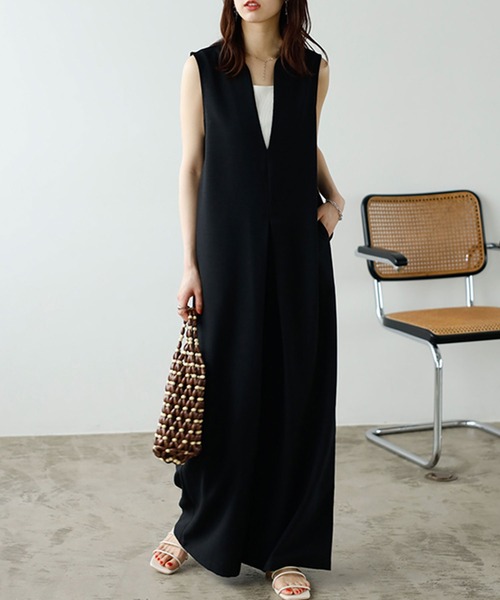 GeeRA（ジーラ）の「フロントタックＶネックオールインワン（つなぎ/オールインワン・レディース・ブラック/ベージュ・MEDIUM/LARGE）」の4枚目の写真