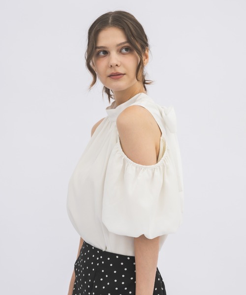 idem(イデム)の「open shoulder ribbon blouse/オフショルリボンブラウス(シャツ/ブラウス・レディース・アイボリー/ブラック/その他・FREE)」の16枚目の写真