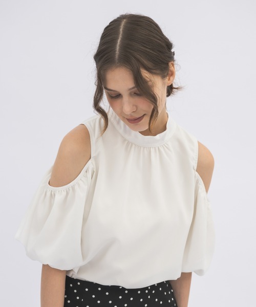 idem(イデム)の「open shoulder ribbon blouse/オフショルリボンブラウス(シャツ/ブラウス・レディース・アイボリー/ブラック/その他・FREE)」の14枚目の写真