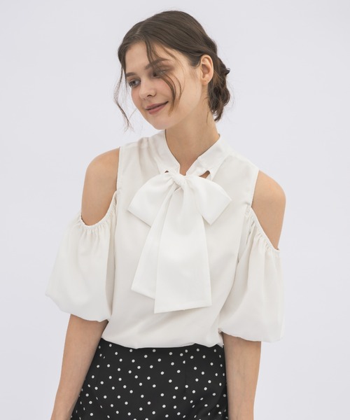 idem(イデム)の「open shoulder ribbon blouse/オフショルリボンブラウス(シャツ/ブラウス・レディース・アイボリー/ブラック/その他・FREE)」の21枚目の写真
