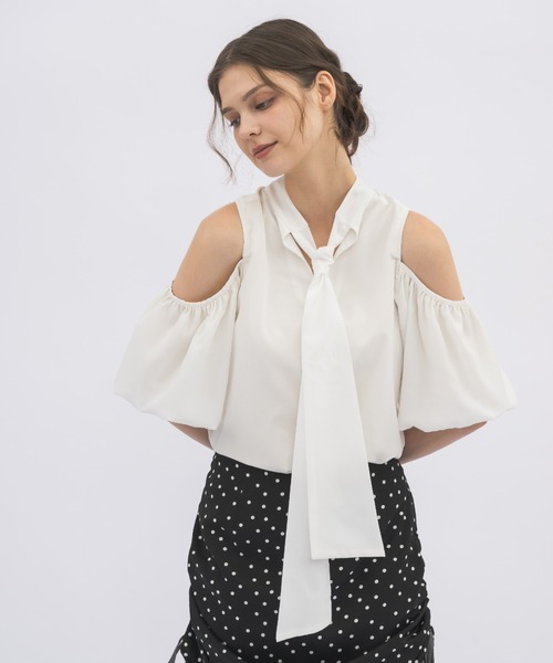 idem(イデム)の「open shoulder ribbon blouse/オフショルリボンブラウス(シャツ/ブラウス・レディース・アイボリー/ブラック/その他・FREE)」の20枚目の写真
