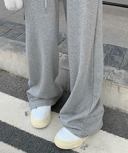 KICKSEWING(キックスウィング)の「KICKSEWING ウエストバンディング配色スウェットパンツ(スウェットパンツ・レディース・グレー・FREE)」の11枚目の写真