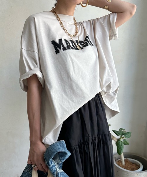 DouDou(ドゥドゥ)の「MADISON スリットTEE(Tシャツ/カットソー・レディース・チャコールグレー/オフホワイト/ライトベージュ・FREE)」の3枚目の写真
