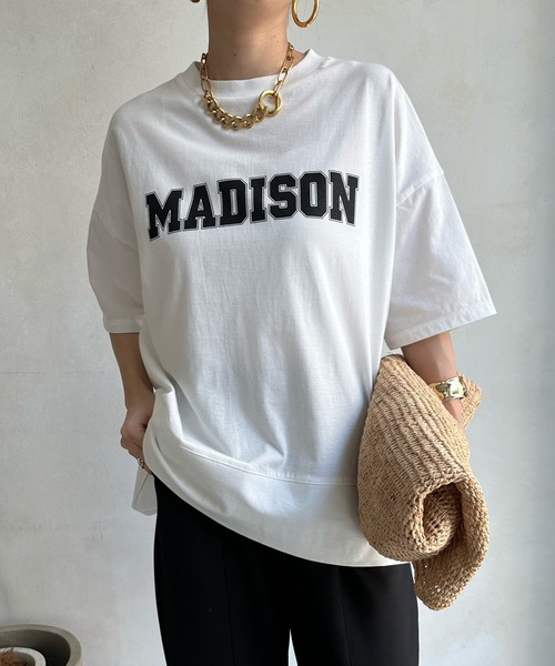 DouDou(ドゥドゥ)の「MADISON スリットTEE(Tシャツ/カットソー・レディース・チャコールグレー/オフホワイト/ライトベージュ・FREE)」の13枚目の写真