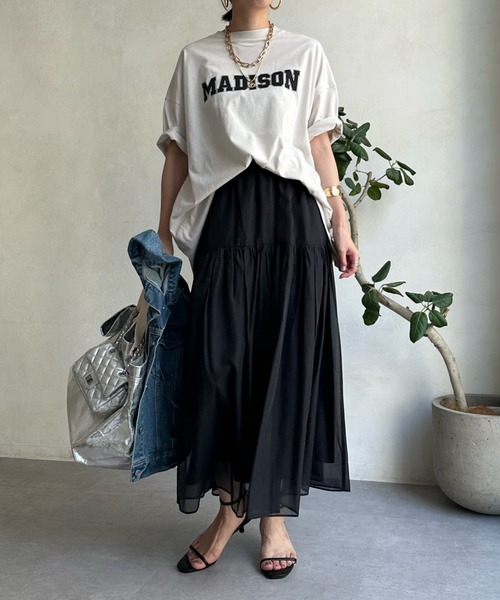 DouDou(ドゥドゥ)の「MADISON スリットTEE(Tシャツ/カットソー・レディース・チャコールグレー/オフホワイト/ライトベージュ・FREE)」の10枚目の写真