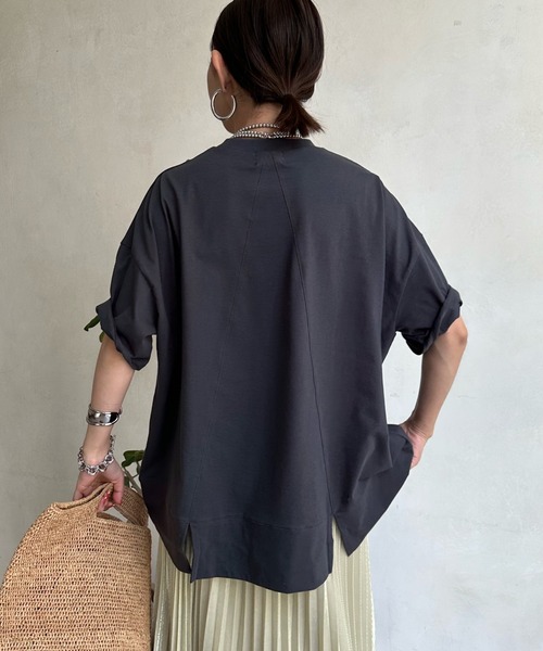 DouDou(ドゥドゥ)の「MADISON スリットTEE(Tシャツ/カットソー・レディース・チャコールグレー/オフホワイト/ライトベージュ・FREE)」の20枚目の写真