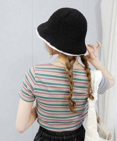 minia(ミニア)の「カラーエッジかぎ針編みハット(ハット・レディース・ブラック/アイボリー/オレンジ系/グリーン・FREE)」の2枚目の写真