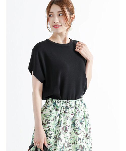 Te chichi（テチチ）の「フレンチスリーブニット【接触冷感】（ニット/セーター・レディース・ブラウン/ブルー/ブラック/イエロー・F）」の8枚目の写真