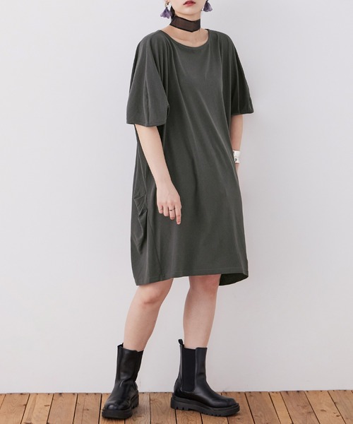 Fashion Letter(ファッションレター)の「【M-5L】5分袖アシメプルオーバー(チュニック・レディース・チャコールグレー/カーキ/ブラック/ホワイト・M~L/LL~3L/4L~5L)」の16枚目の写真