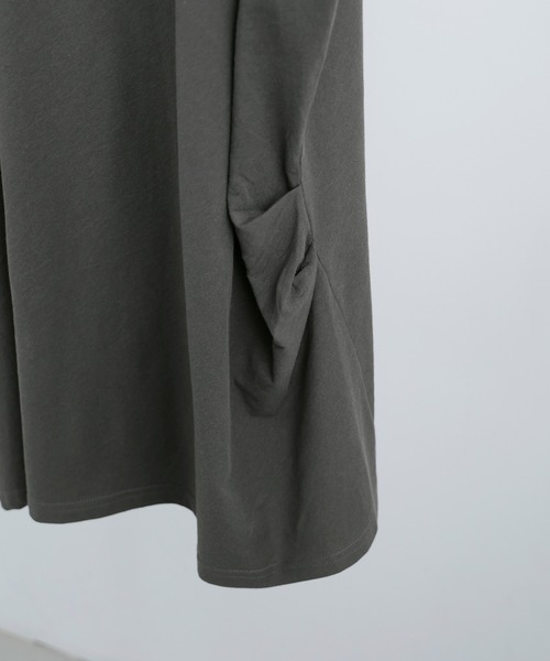 Fashion Letter(ファッションレター)の「【M-5L】5分袖アシメプルオーバー(チュニック・レディース・チャコールグレー/カーキ/ブラック/ホワイト・M~L/LL~3L/4L~5L)」の13枚目の写真