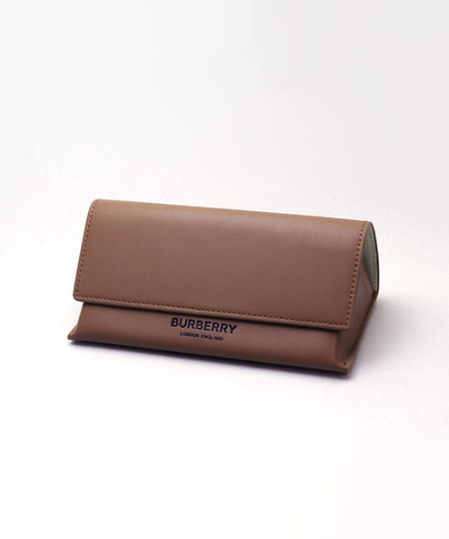 BURBERRY（バーバリー）の「【BURBERRY/バーバリー】スクエア サングラス BE4230D 300187（サングラス・レディース・ブラック・FREE）」の6枚目の写真