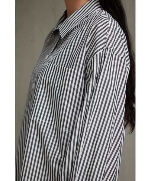 AZUL by moussy（アズールバイマウジー）の「リラテックコットンルーズシャツ（シャツ/ブラウス・レディース・オフホワイト/ブラック系その他/イエロー系その他・SMALL/MEDIUM）」の20枚目の写真