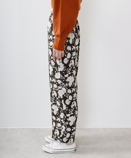hunch（ハンチ）の「hunch ヴィンテージフラワープリントストレートパンツ（その他パンツ・レディース・グリーン/モカ/チャコール・FREE）」の20枚目の写真